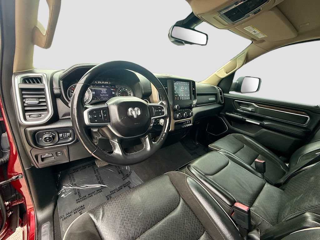 Used 2019 RAM 1500 Laramie AWD/4WD image 9