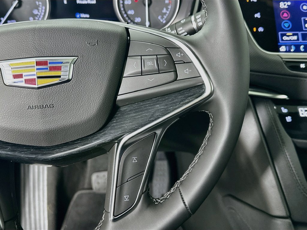 New 2026 Cadillac XT5 Premium Luxury w/ Driver Assist Package AWD/4WD image 13