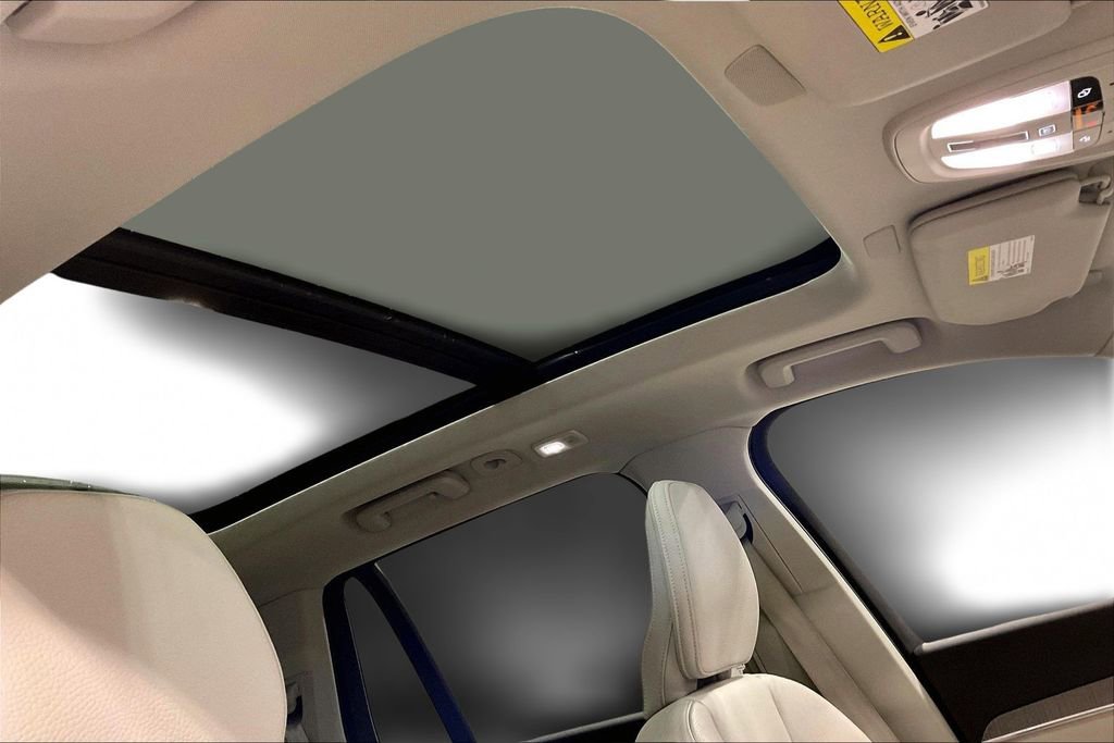 Certified 2023 Volvo XC90 B6 Plus w/ Protection Package image 27