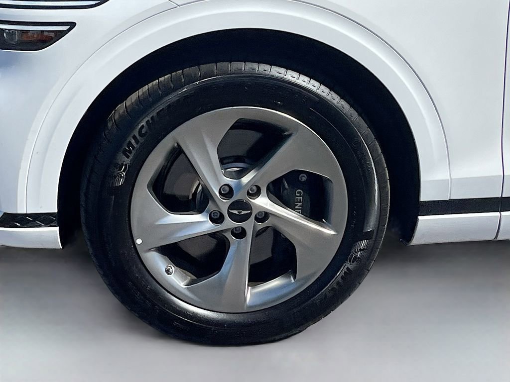 Used 2025 Genesis GV70 3.5T Sport AWD/4WD image 31