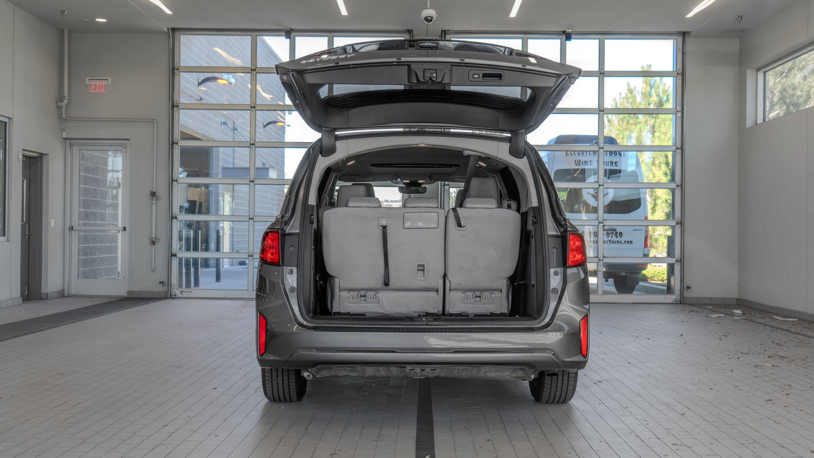 Used 2025 Honda Odyssey EX-L image 15