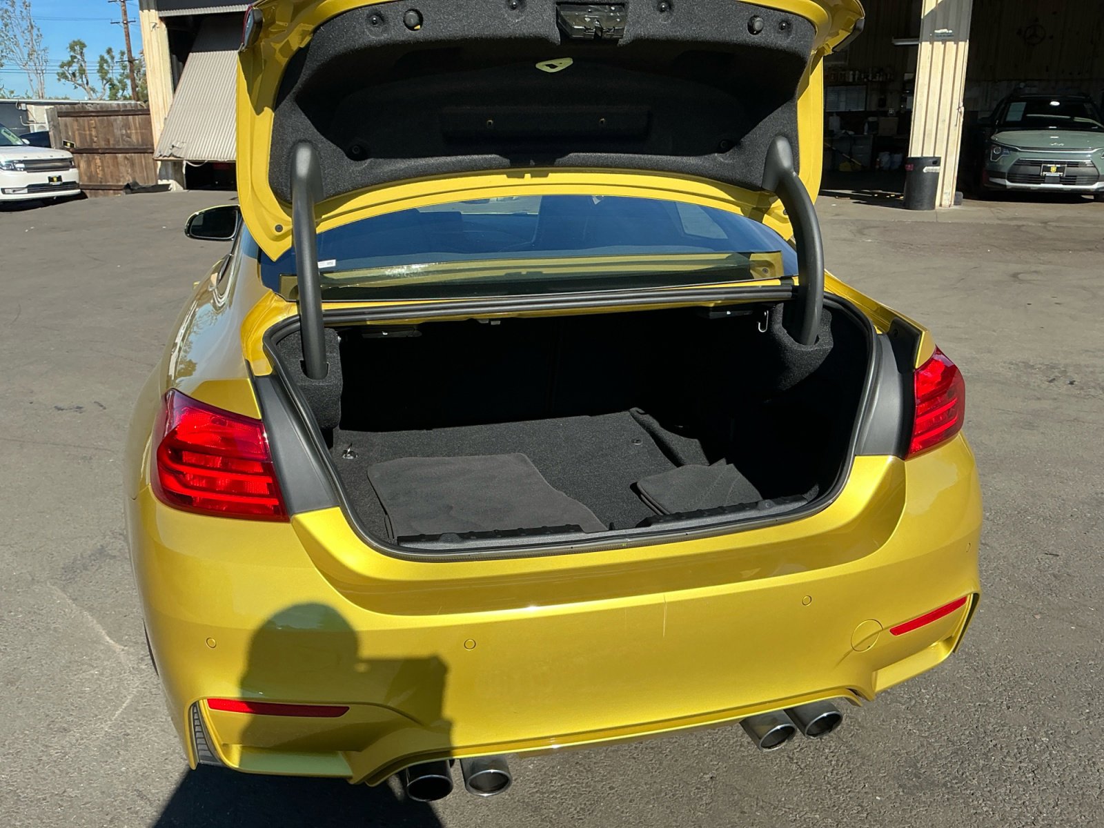 Used 2015 BMW M4 Coupe image 25