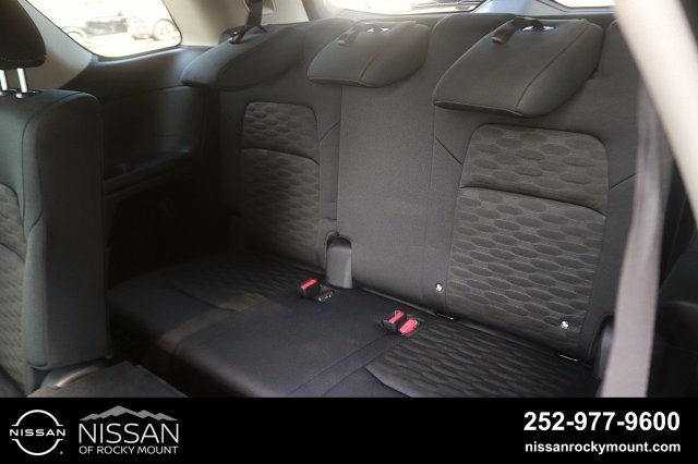 Certified 2026 Nissan Pathfinder SV FWD image 14