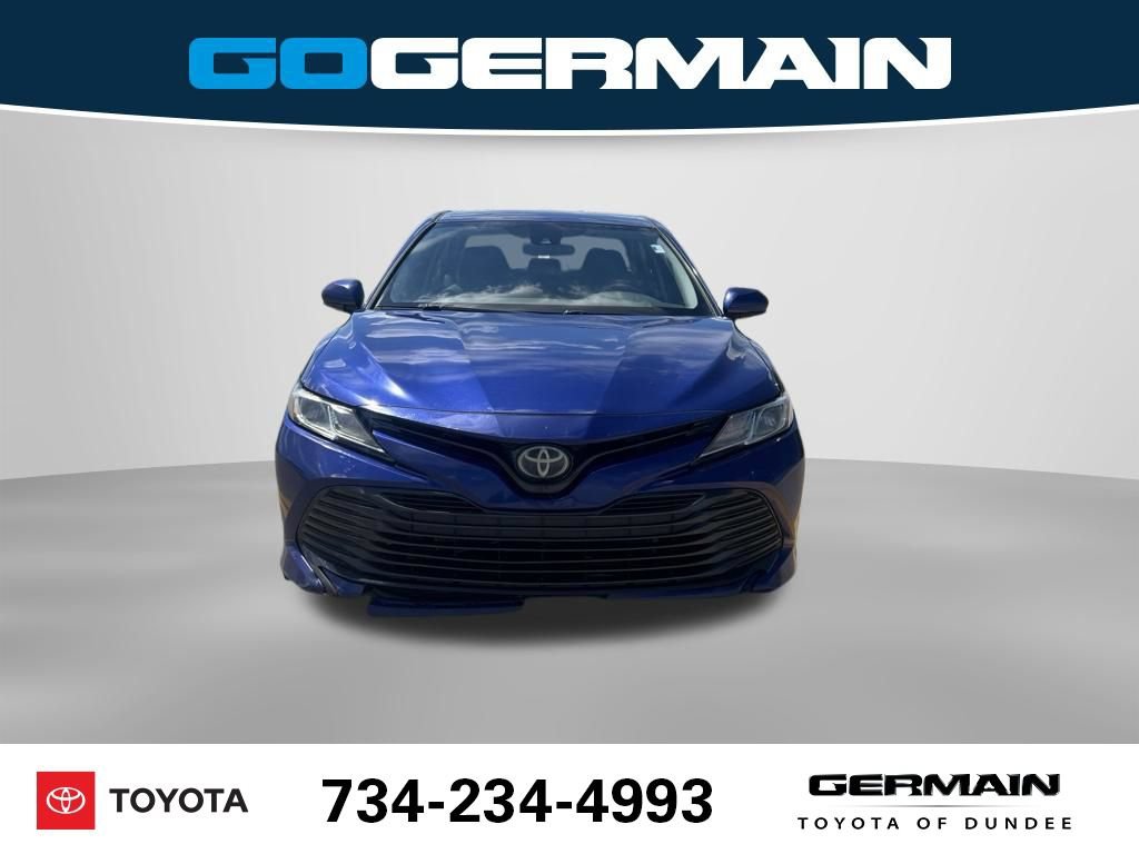 Used 2018 Toyota Camry LE FWD image 2