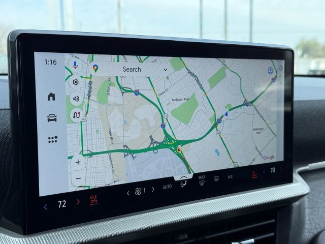 Certified 2025 Ford Explorer Platinum w/ LUX Leather Package image 34