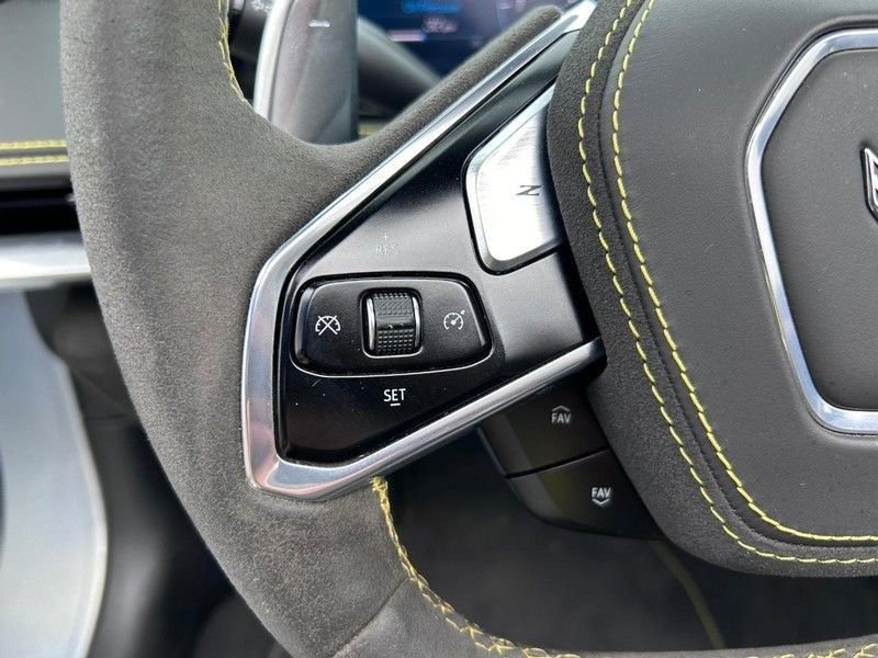 Used 2021 Chevrolet Corvette Stingray Premium Conv w/ Z51 Performance Package image 16