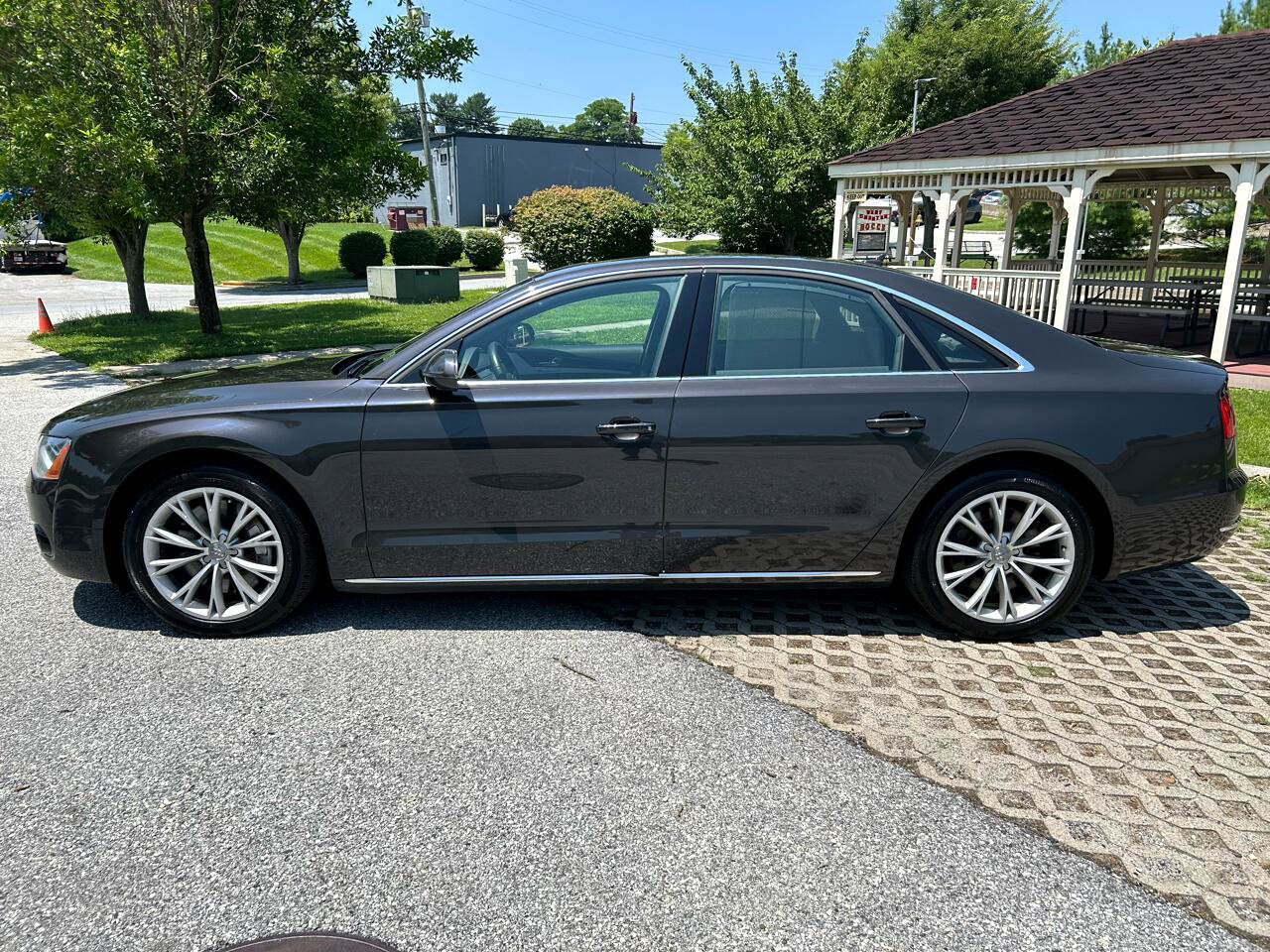 Used 2011 Audi A8 4.2 image 8
