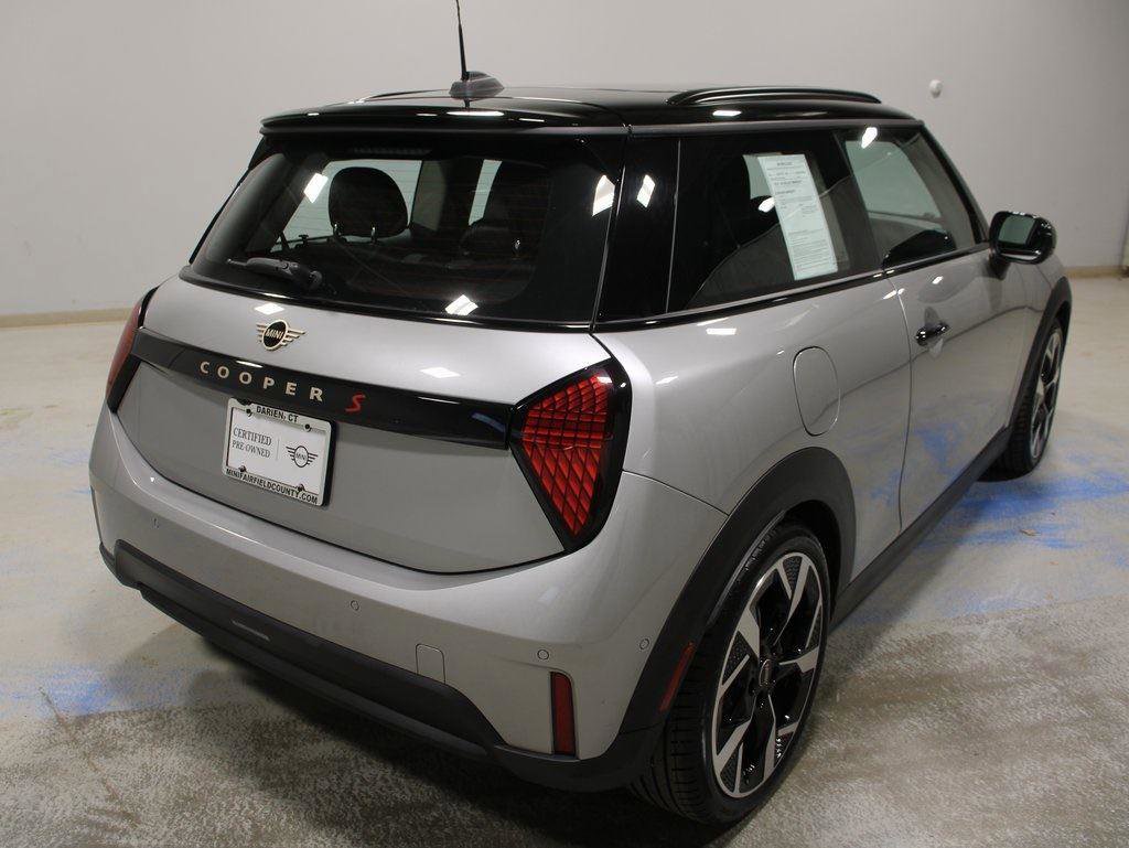 Certified 2025 MINI Cooper S image 8