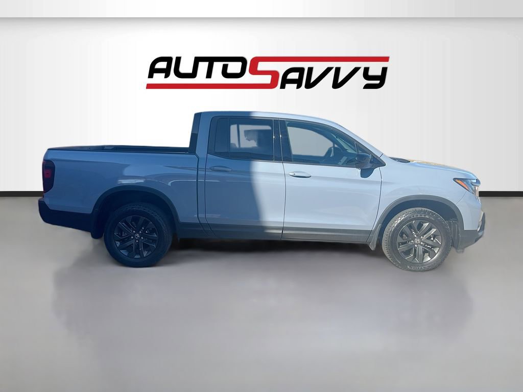 Used 2025 Honda Ridgeline Sport image 8