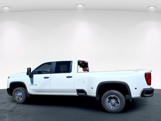 Used 2024 Chevrolet Silverado 3500 W/T AWD/4WD image 8