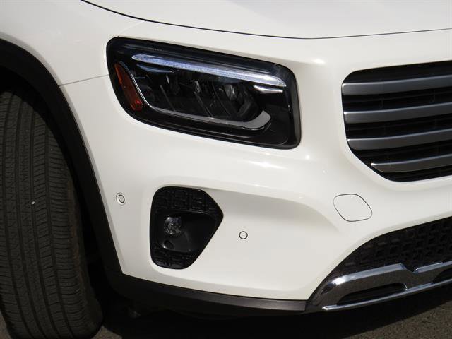 Used 2025 Mercedes-Benz GLB 250 4MATIC image 27