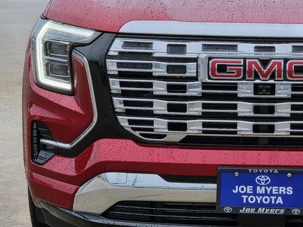 Used 2026 GMC Terrain Denali AWD/4WD image 5