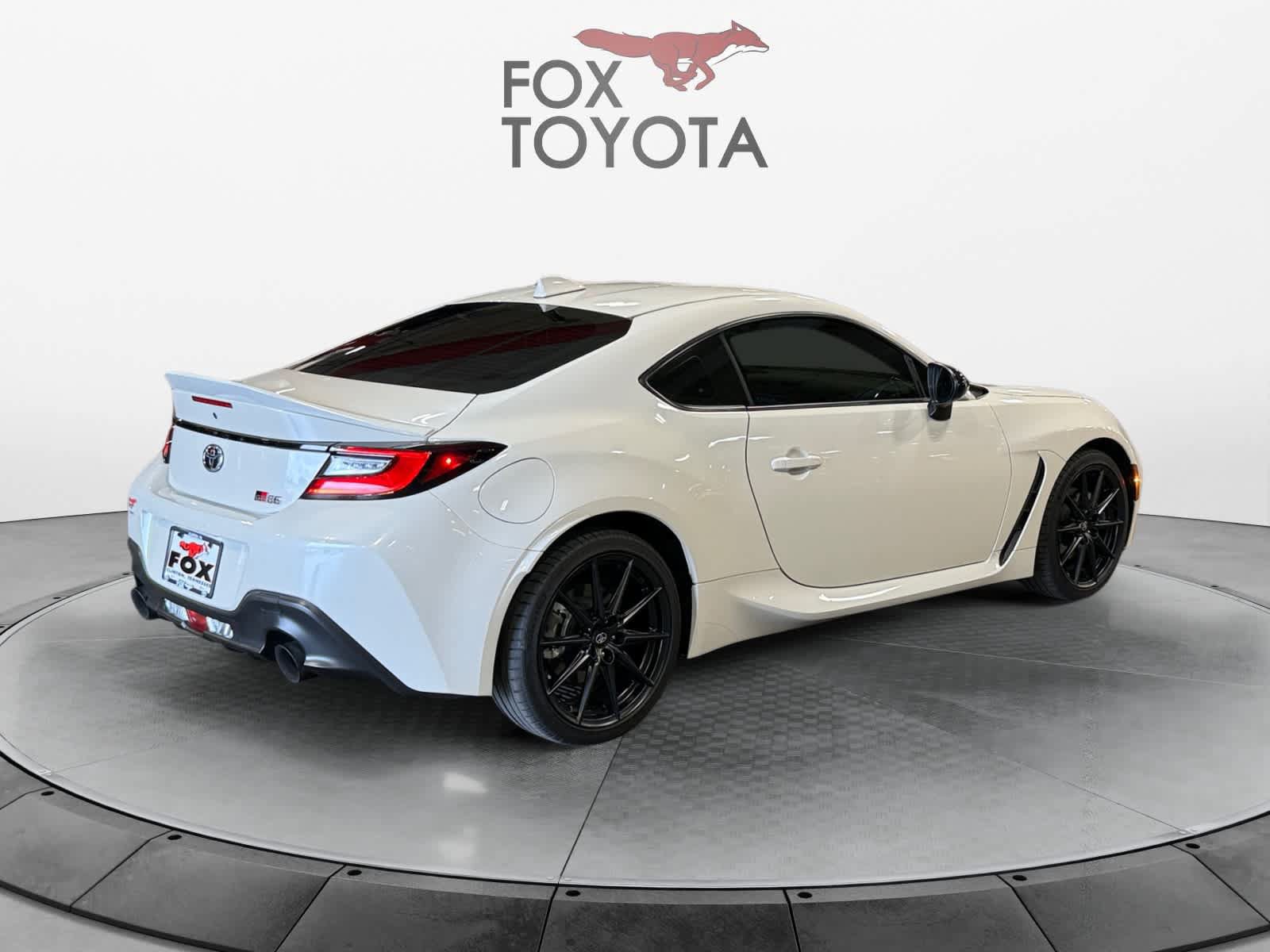Used 2024 Toyota GR86 Premium RWD image 6