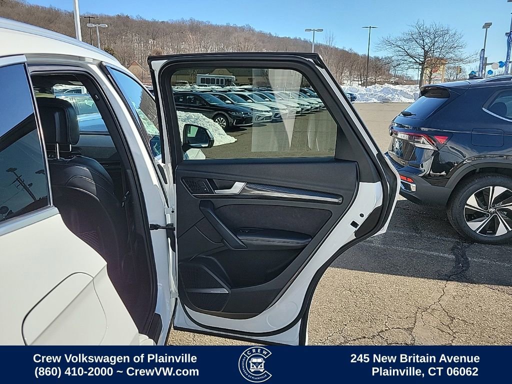 Used 2018 Audi SQ5 Premium Plus w/ S Sport Package image 47