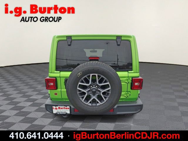 Used 2018 Jeep Wrangler Unlimited Sahara image 5