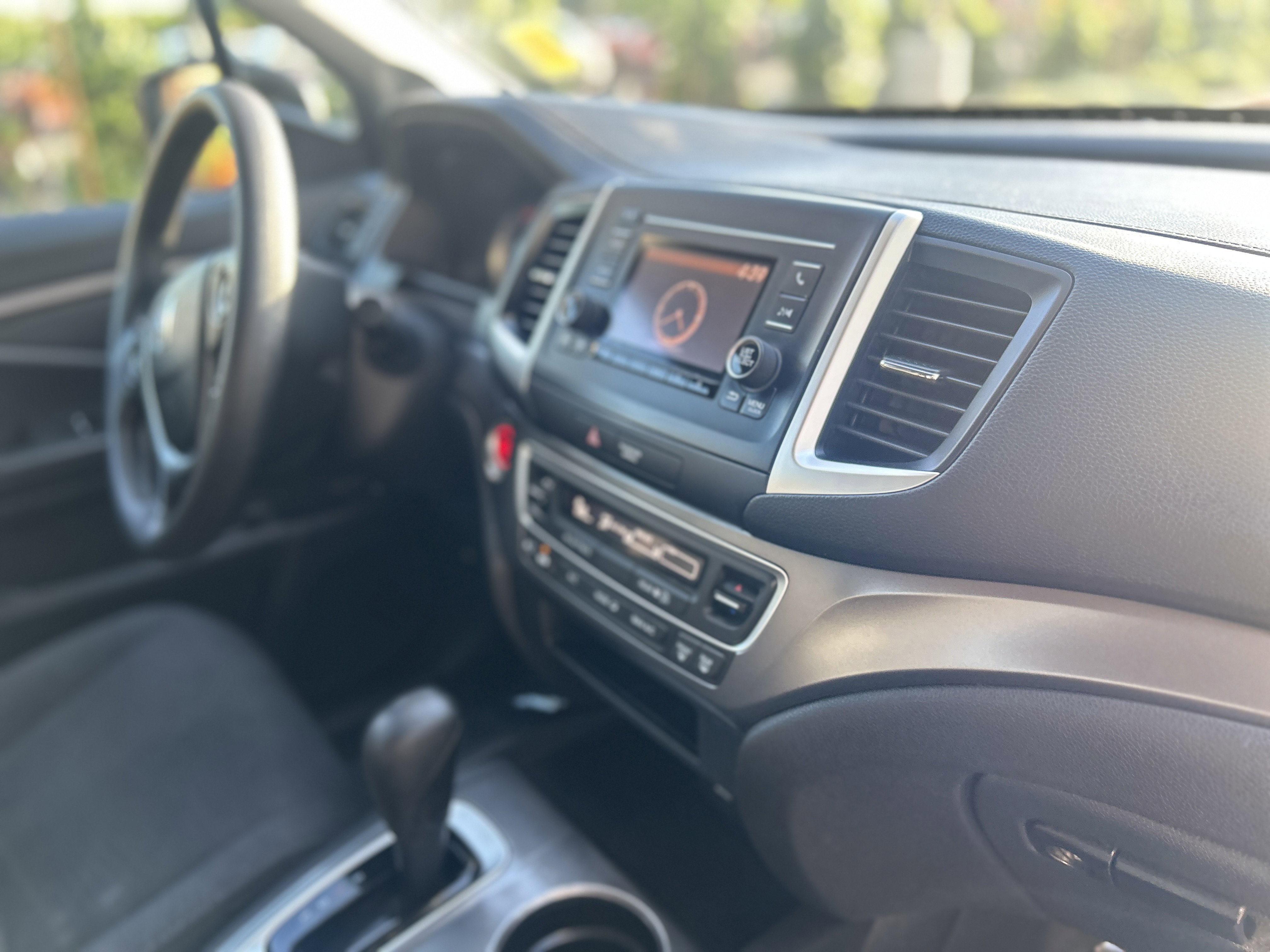 Used 2018 Honda Pilot LX image 23