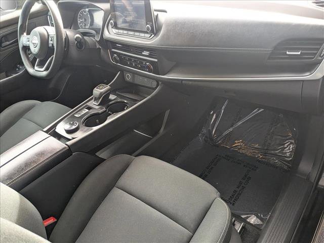 Used 2023 Nissan Rogue S image 24