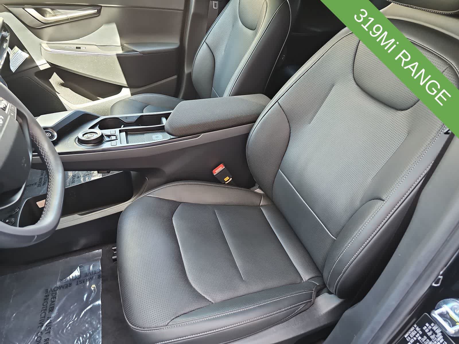 Used 2025 Kia EV6 Wind RWD image 15