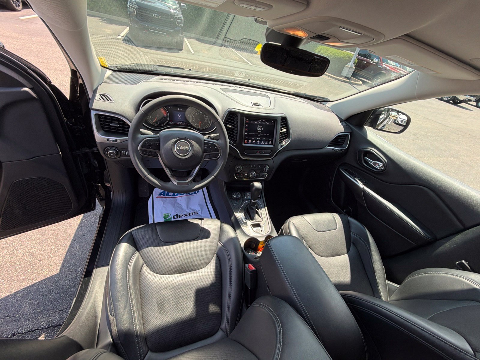 Used 2022 Jeep Cherokee Latitude Lux AWD/4WD image 23