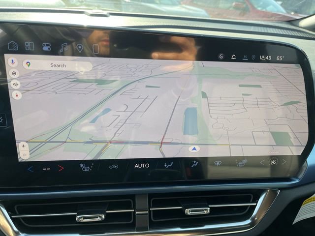 New 2026 Chevrolet Equinox EV LT FWD image 18