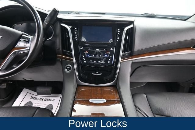 Used 2020 Cadillac Escalade Luxury AWD/4WD image 19