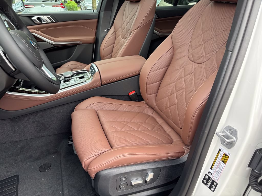 New 2026 BMW X5 M60i AWD/4WD image 14