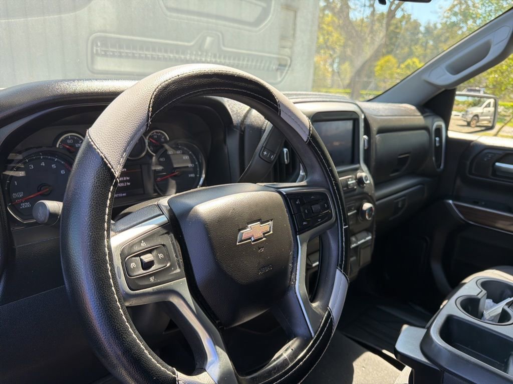 Used 2020 Chevrolet Silverado 1500 LT image 9