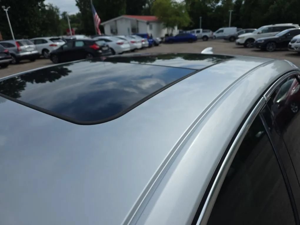 Used 2017 Cadillac XTS Luxury w/ Driver Awareness Package FWD image 12