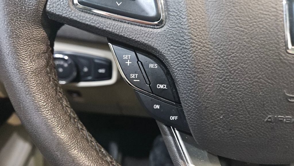 Used 2019 Lincoln MKC Premiere image 23