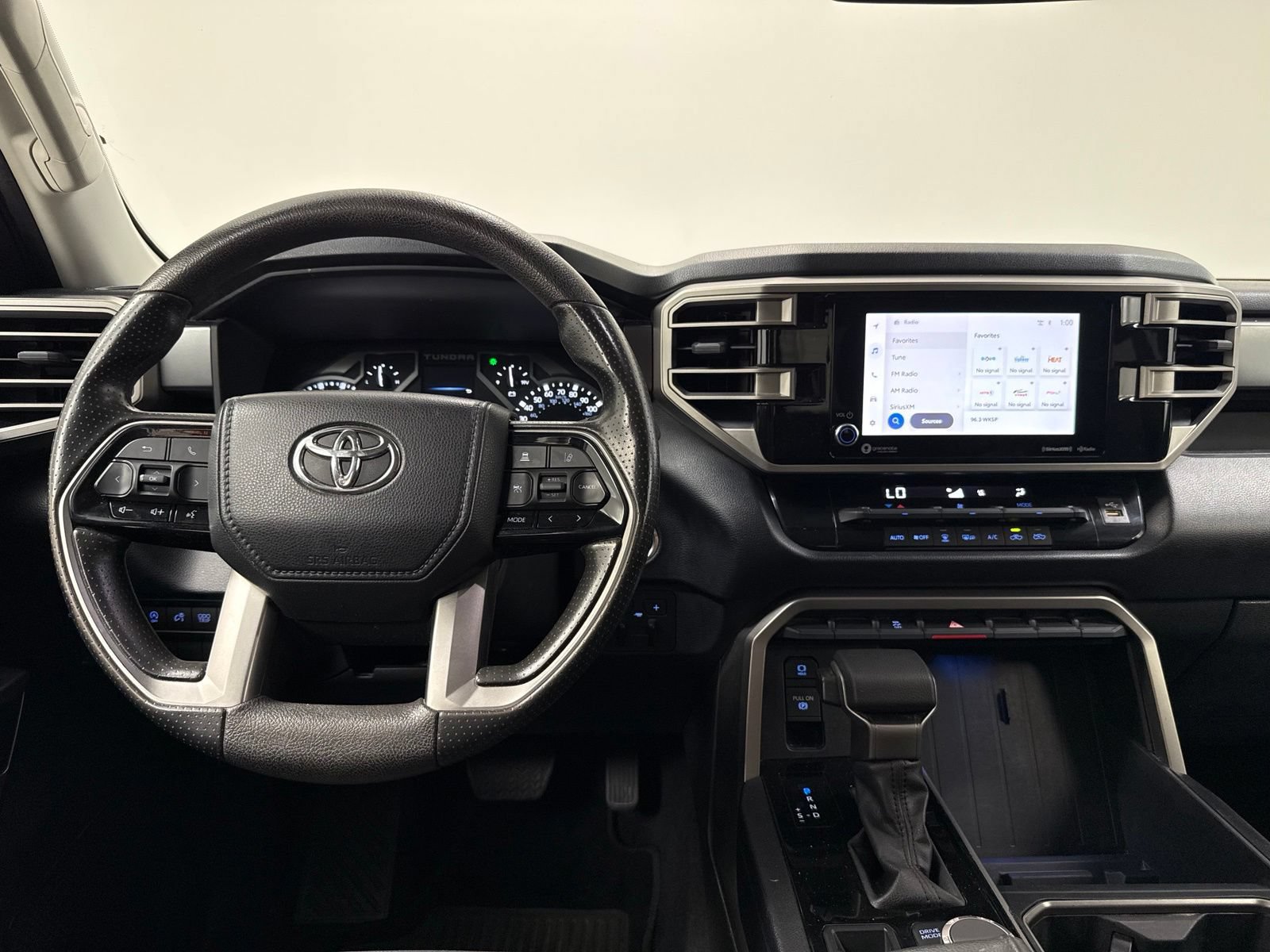 Used 2023 Toyota Tundra SR5 w/ SR5 Convenience Package AWD/4WD image 21