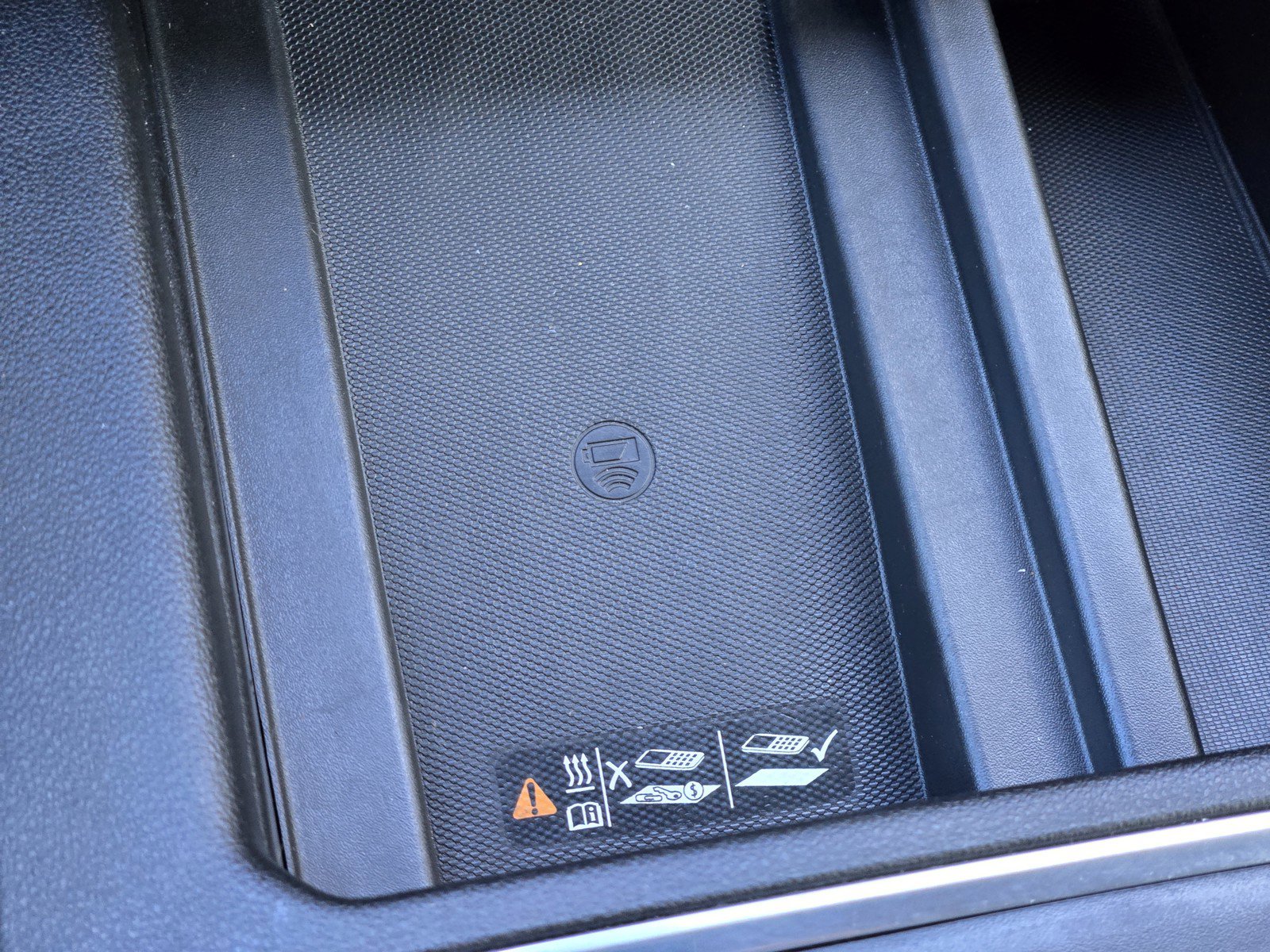 Used 2020 GMC Sierra 1500 Denali w/ Denali Ultimate Package image 22