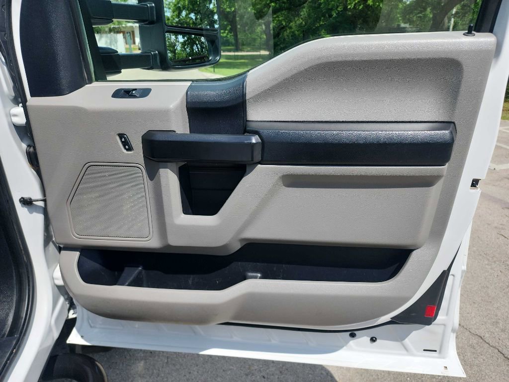 Used 2019 Ford F550 4x4 SuperCab Super Duty image 39