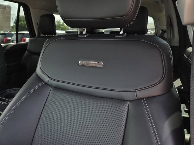 New 2026 Ford Expedition Platinum w/ Driver's Package AWD/4WD image 13