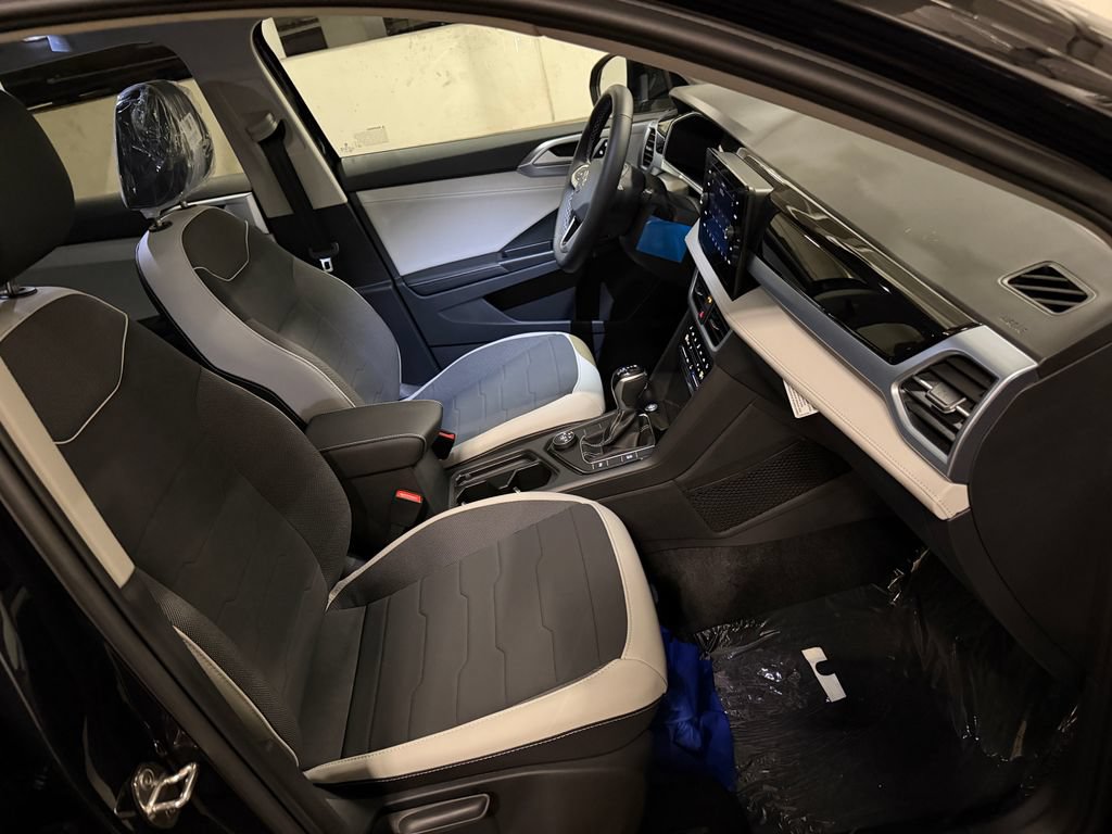 New 2026 Volkswagen Taos SE AWD/4WD image 22