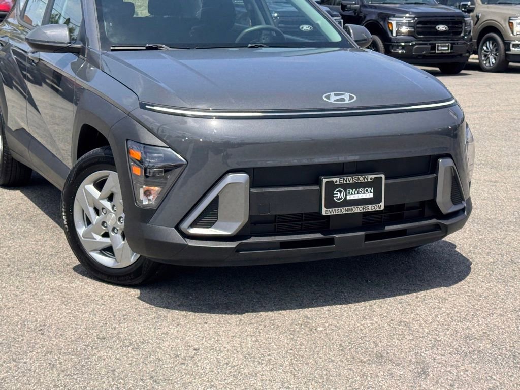 Used 2024 Hyundai Kona SE FWD image 3