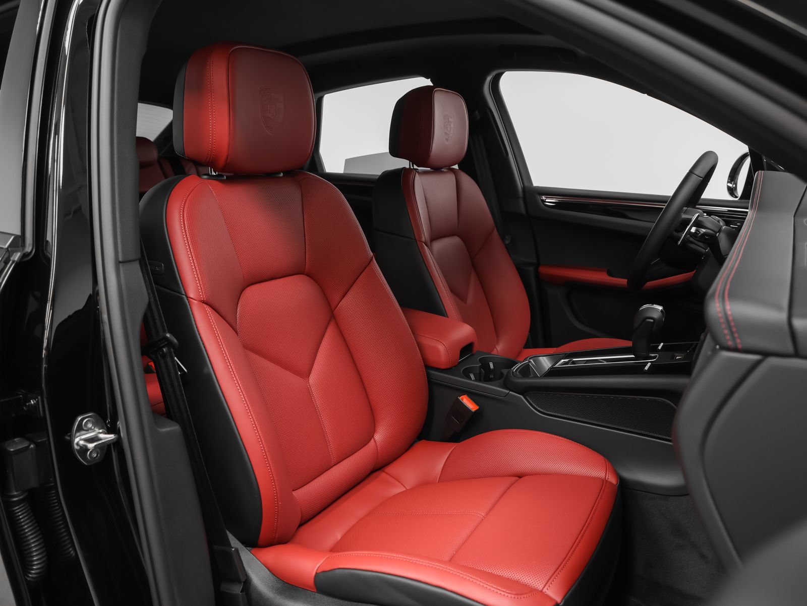 New 2026 Porsche Macan AWD/4WD image 20