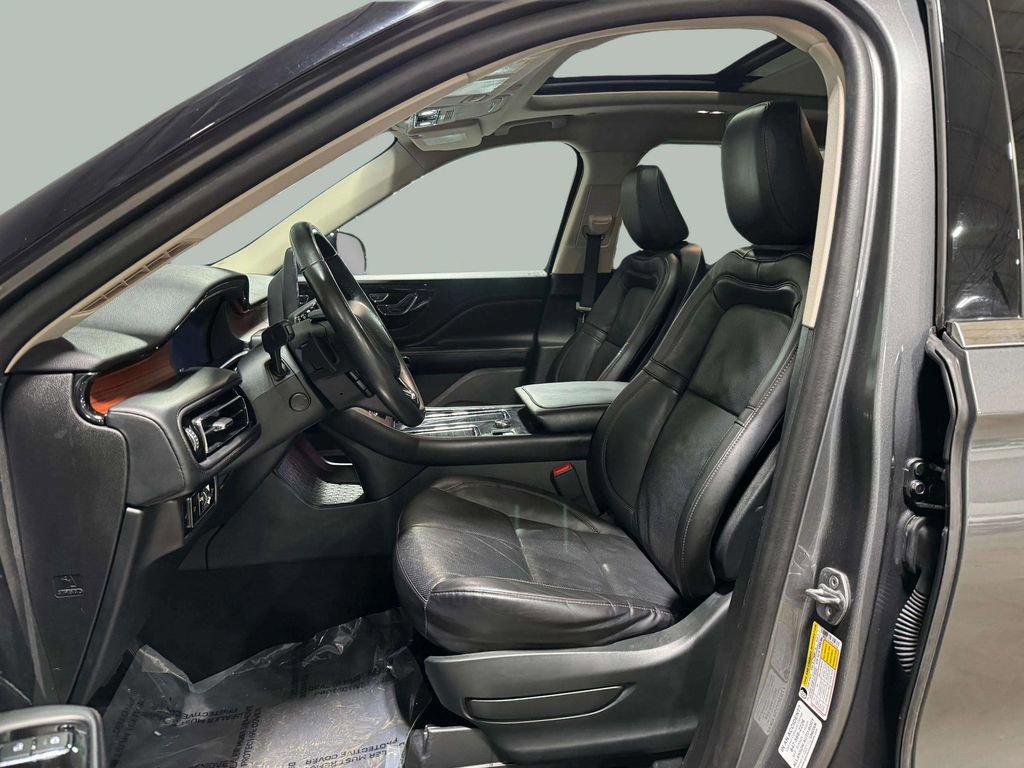 Certified 2023 Lincoln Aviator Reserve w/ Elements Package Plus image 5