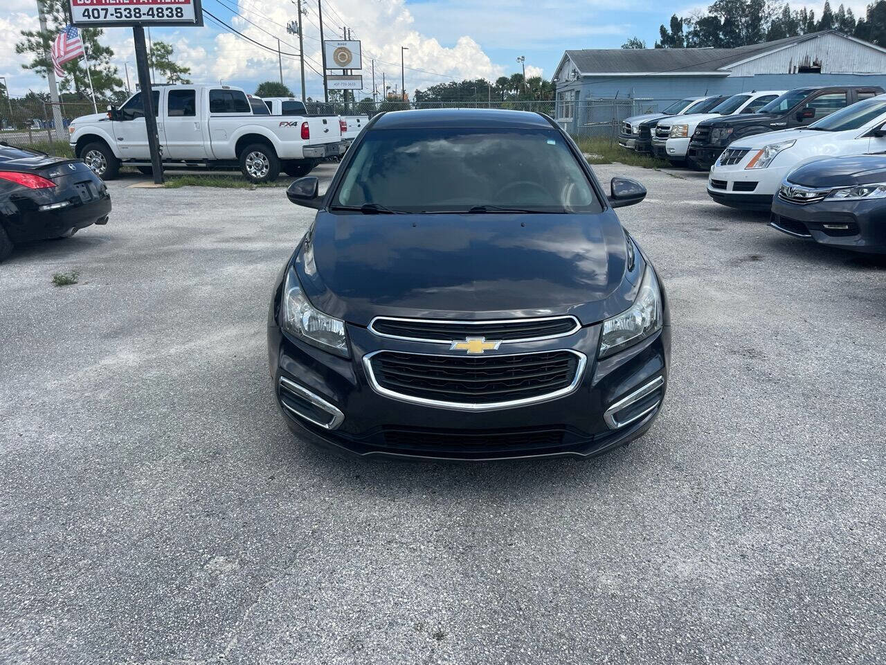 Used 2015 Chevrolet Cruze LT FWD image 3