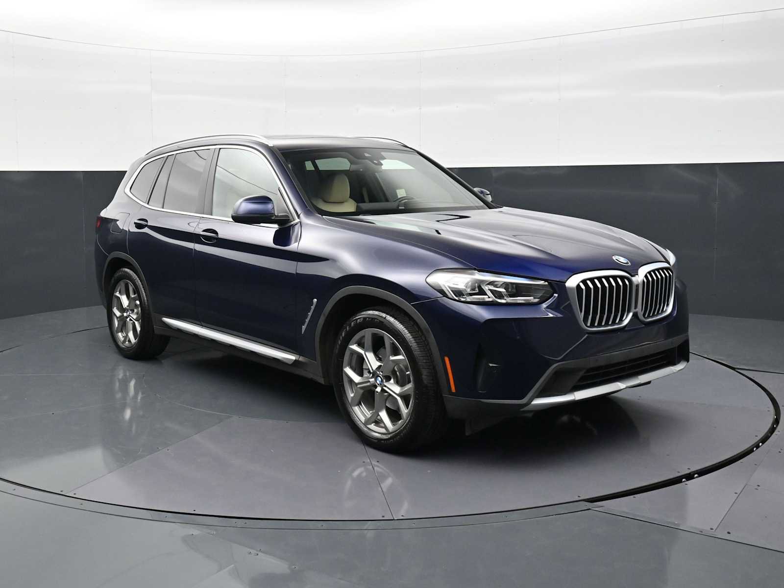 Certified 2022 BMW X3 sDrive30i w/ Premium Package 2 RWD image 3