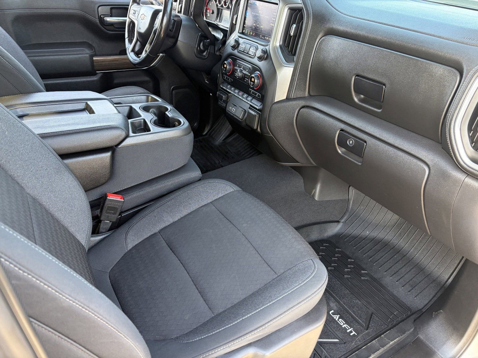 Used 2020 Chevrolet Silverado 1500 LT w/ All-Star Edition AWD/4WD image 13