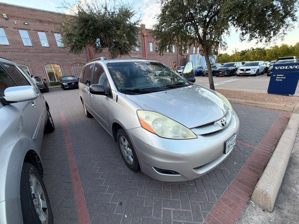 Used 2006 Toyota Sienna CE