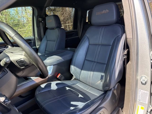 Used 2024 Chevrolet Silverado 2500 High Country w/ Technology Package image 10