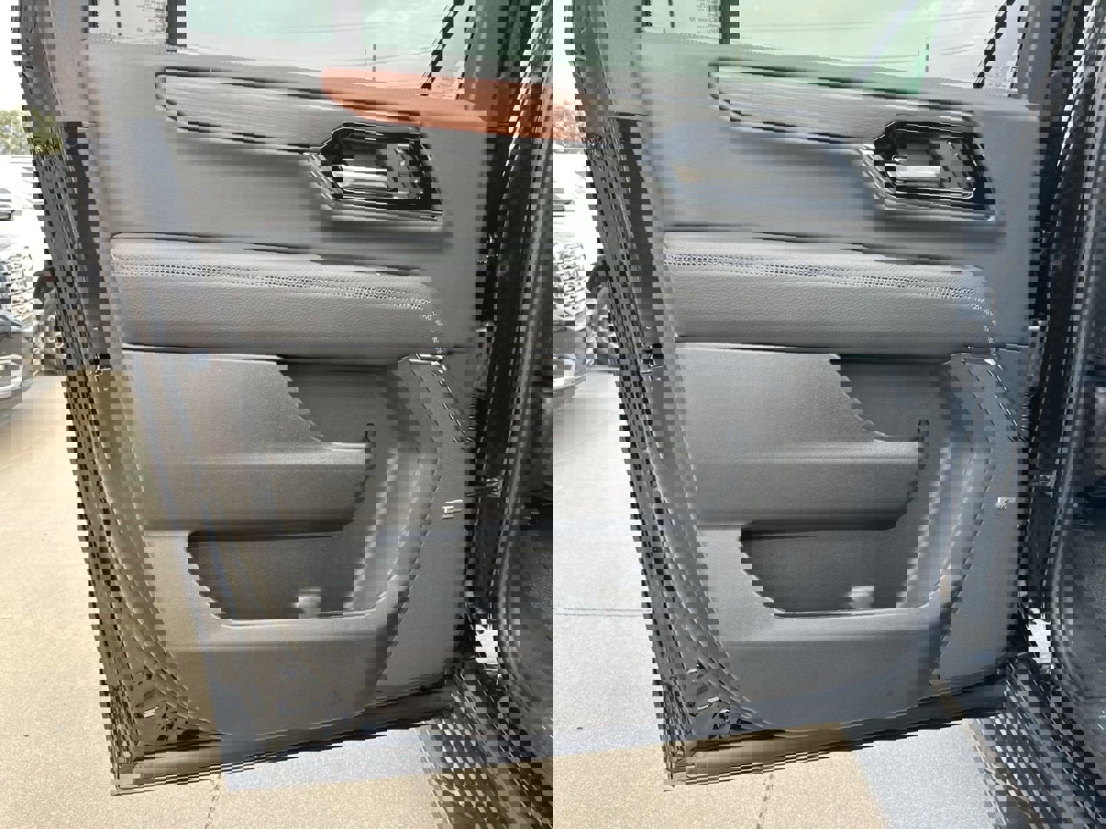 New 2026 GMC Yukon XL Denali image 30