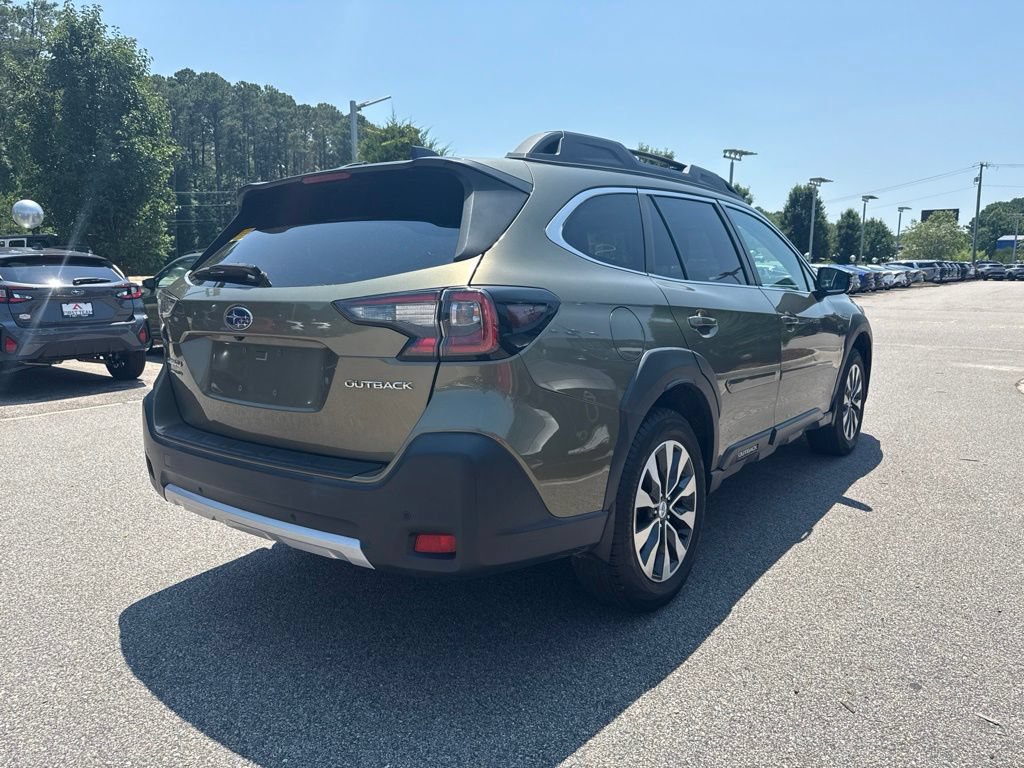 Used 2023 Subaru Outback Limited AWD/4WD image 5