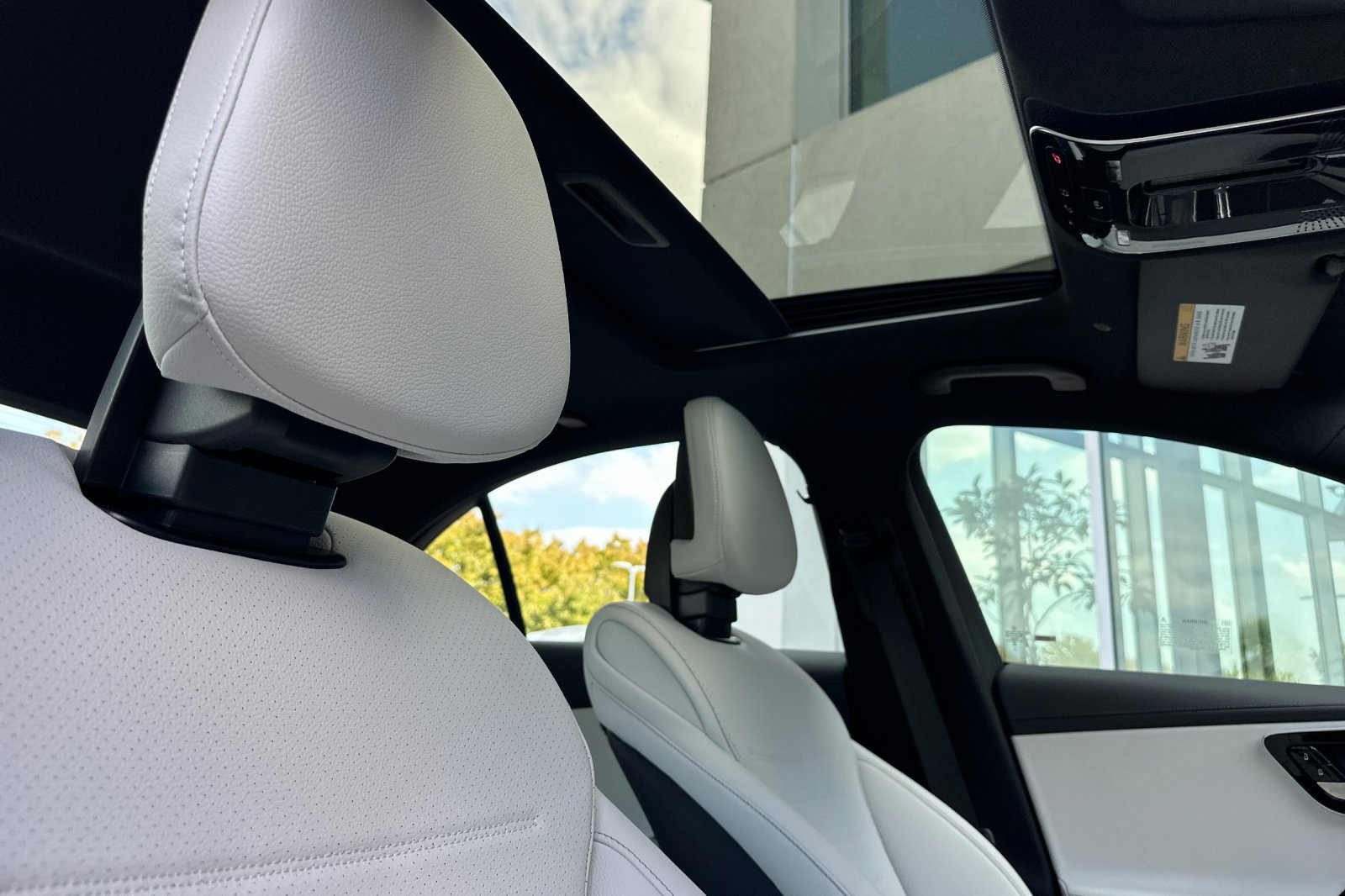 New 2025 Mercedes-Benz C 300 Sedan image 16