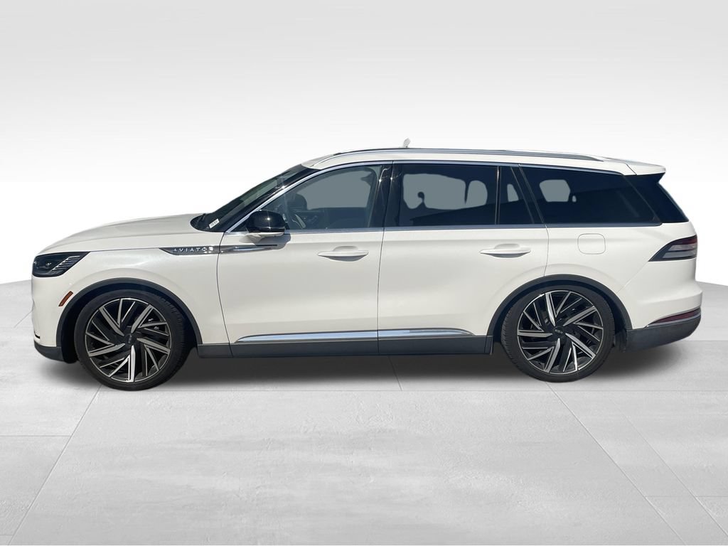 New 2026 Lincoln Aviator Reserve AWD/4WD image 2