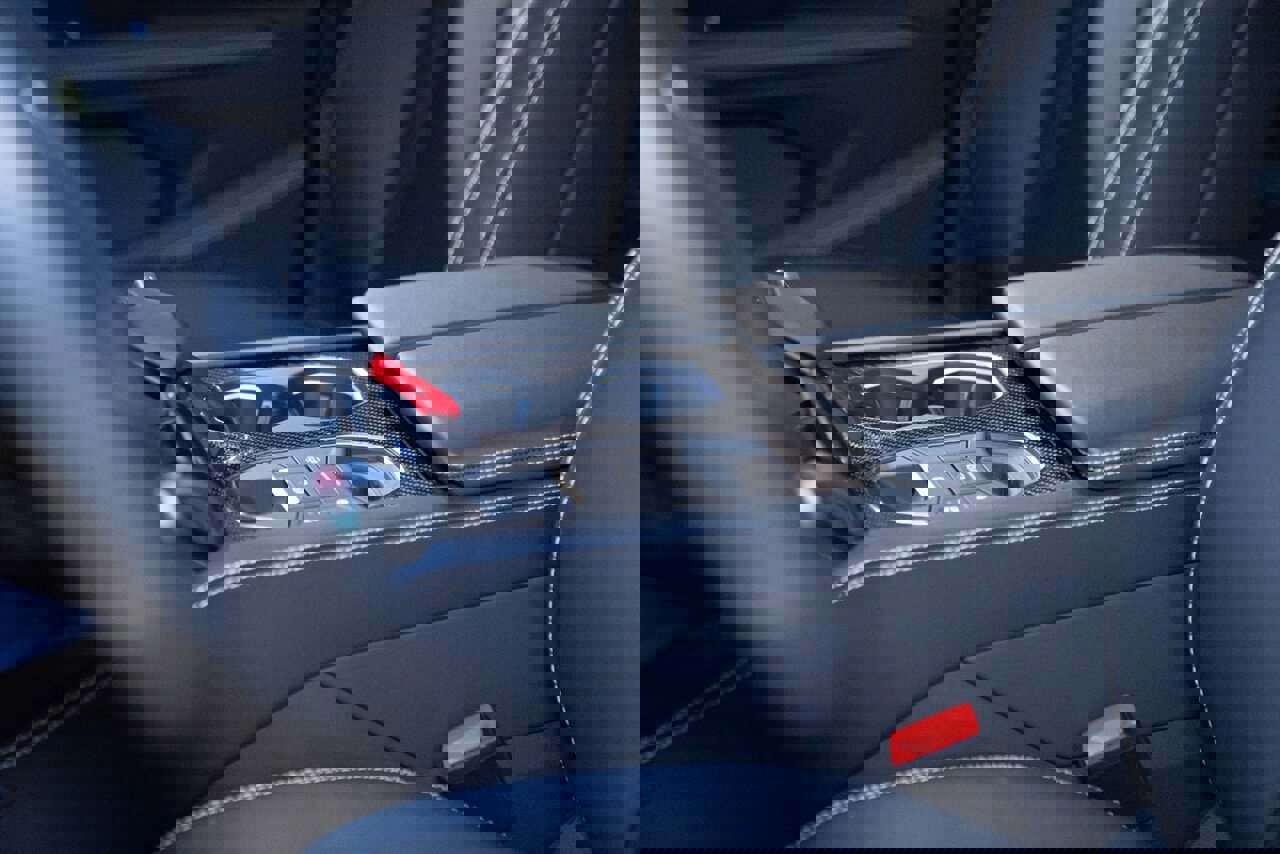 Used 2023 Lamborghini Urus S image 11