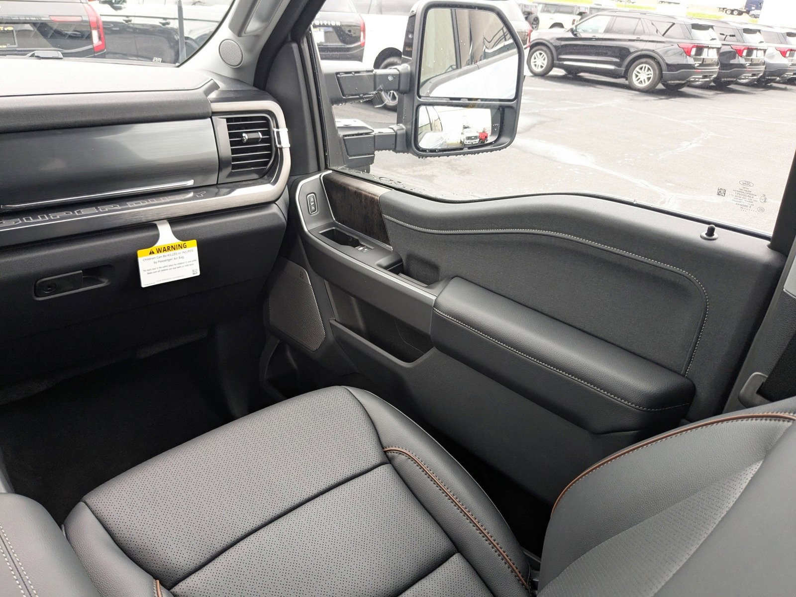New 2026 Ford F250 Lariat w/ Black Appearance Package image 15