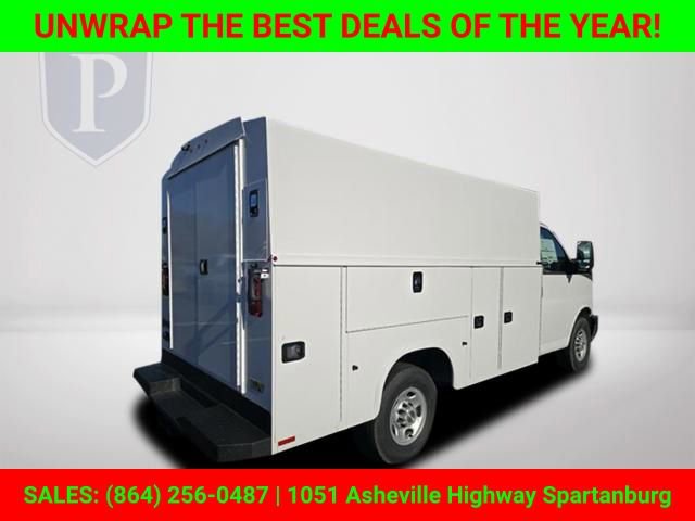 New 2025 Chevrolet Express 3500 w/ Power Convenience Package image 5