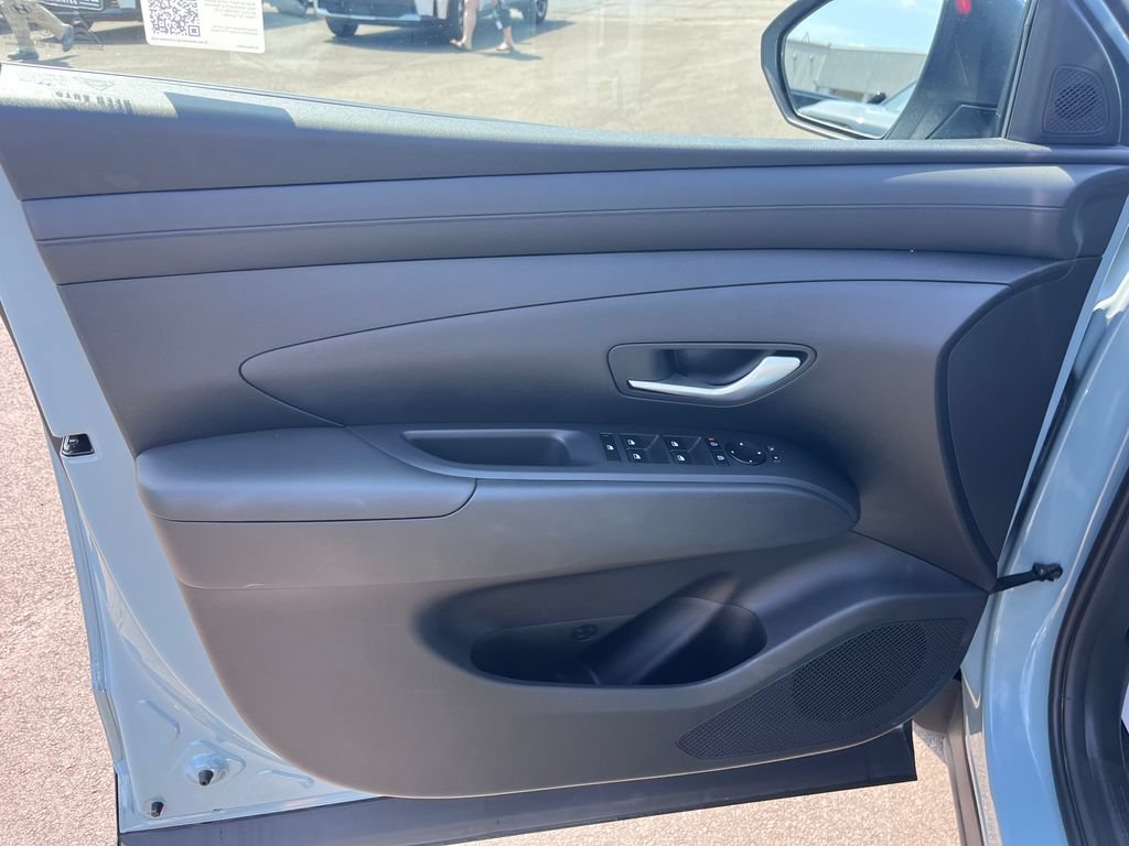 Used 2025 Hyundai Santa Cruz SEL AWD/4WD image 9